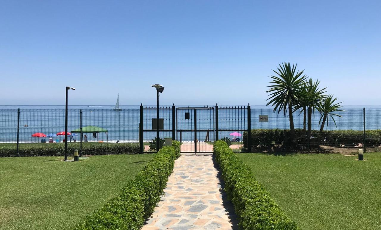 Marbella - Estepona Beach Frontline Apartment 外观 照片