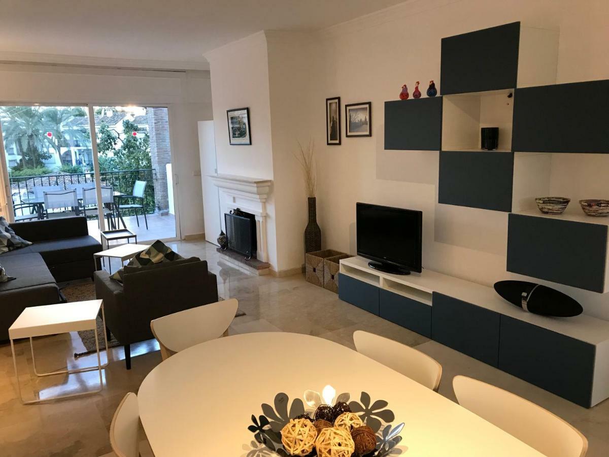 Marbella - Estepona Beach Frontline Apartment 外观 照片